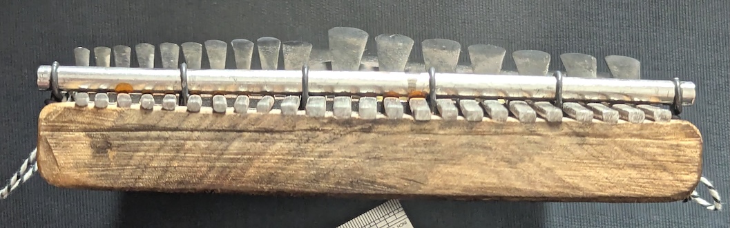 Mbira dzavadzimu A Mavembe by Phillimon Paswavaviri , 5 of 9