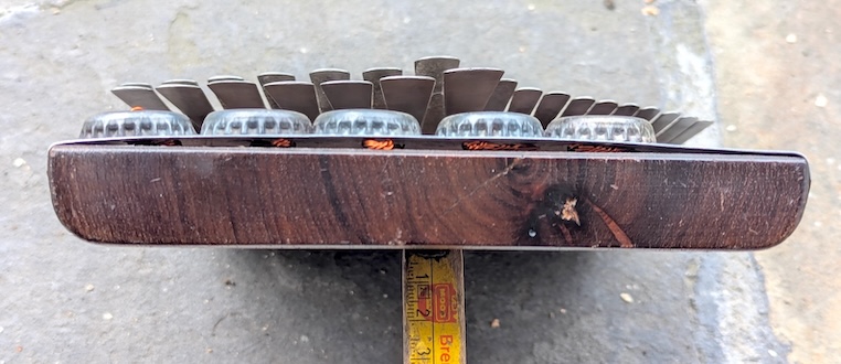 Mbira dzavadzimu A# / Bb Nyamaropa 'Devon' by Sebastian Pott Template Devon Mbira, 6 of 9